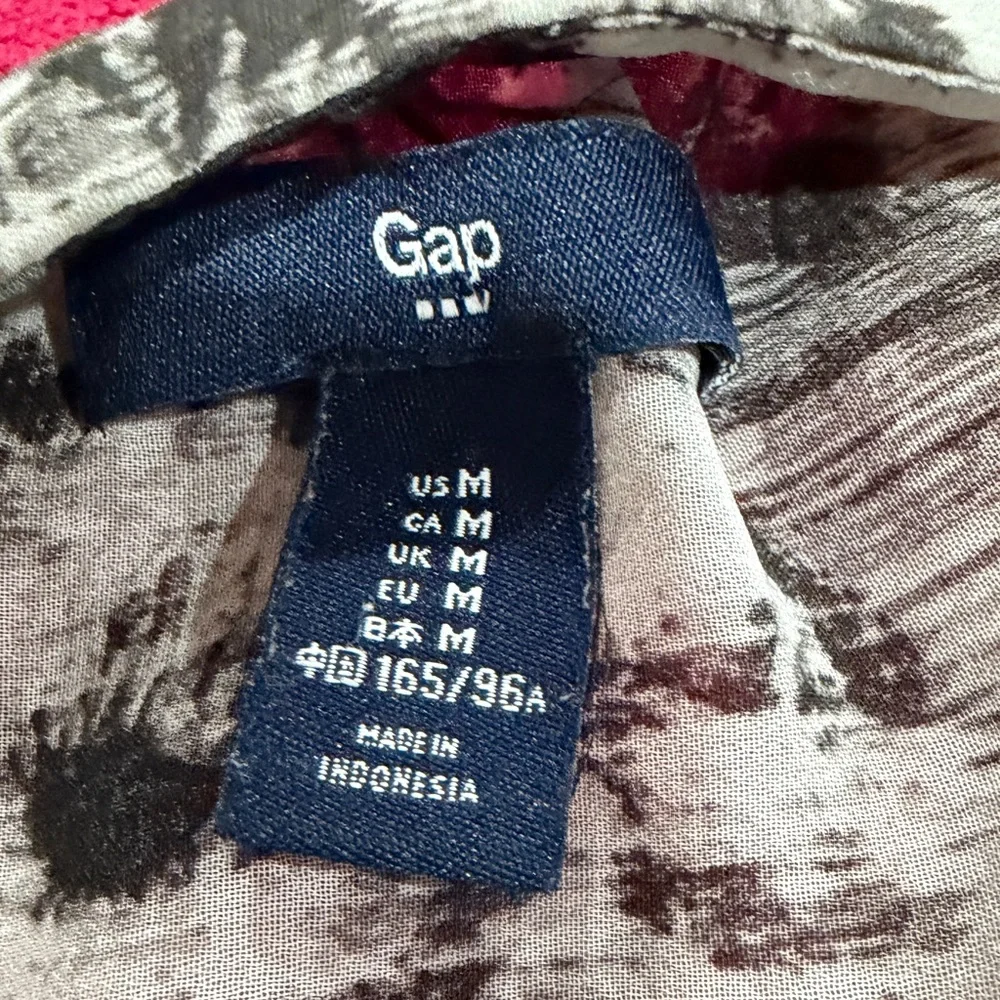 GAP Black & White Floral Brushstroke Tunic - Picture 7 of 8